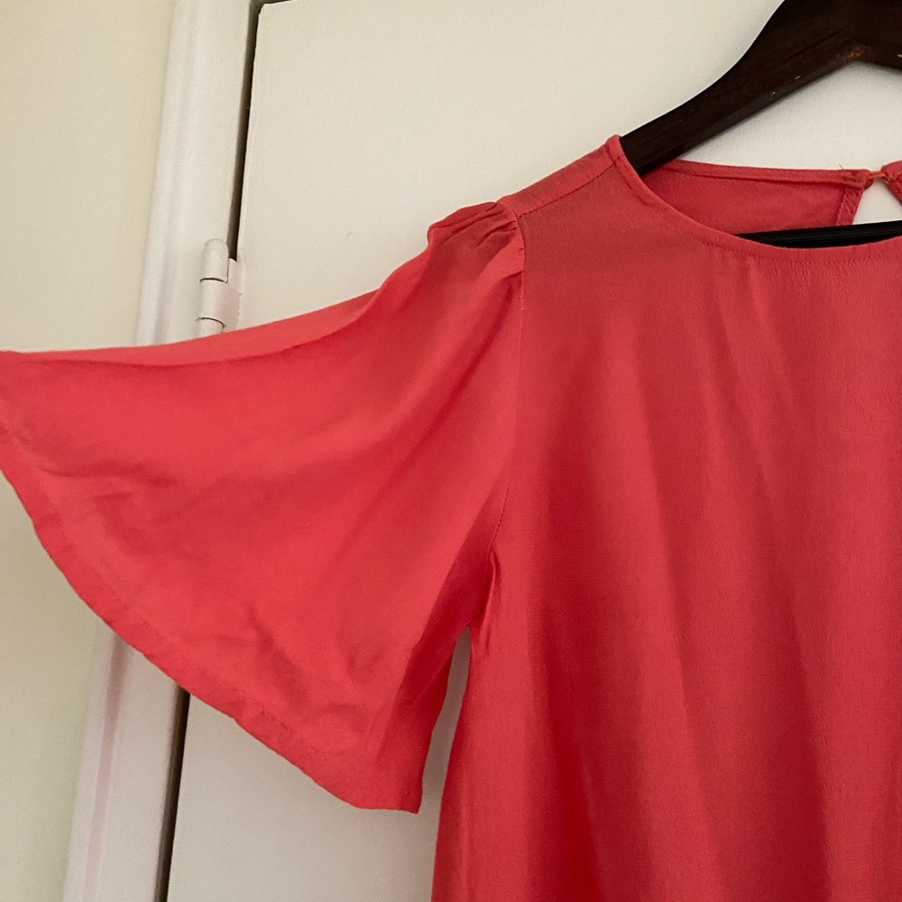 Front Tie With Flutter Short-Sleeves - image 3